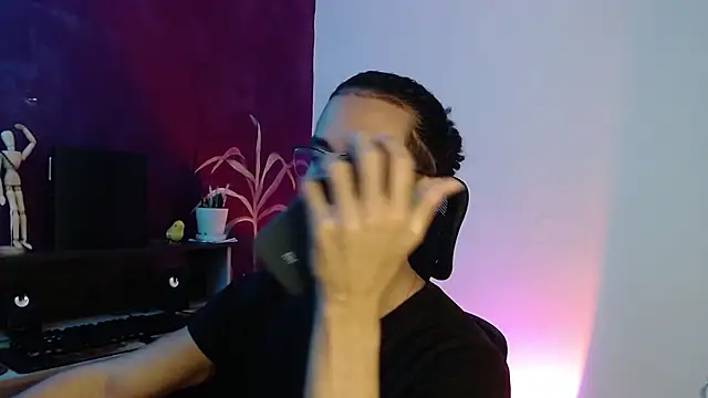 Snapshot of alejo_x3 chatting on March 2025 01:49:01 AM alejo x3 online show from March 2025 01:49:01 AM