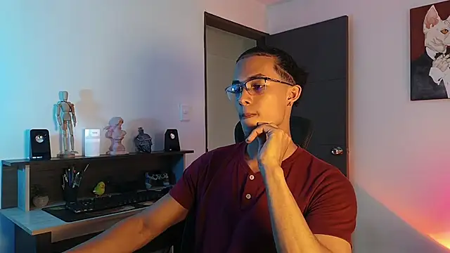 Snapshot of alejo_x3 chatting on October 2025 10:07:01 PM alejo x3 online show from October 2025 10:07:01 PM