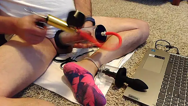 Snapshot of femgui69 chatting on November 2025 09:36:01 PM femgui69 online show from November 2025 09:36:01 PM