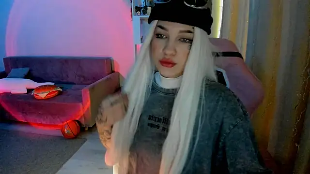 Ledy WWWII online show from December 2024 12:45:02 PM