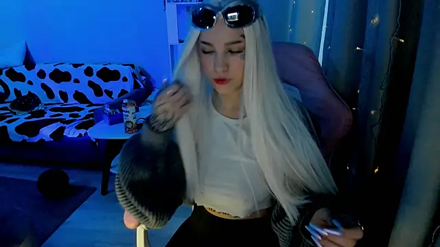 Ledy WWWII online show from January 2025 01:47:01 PM