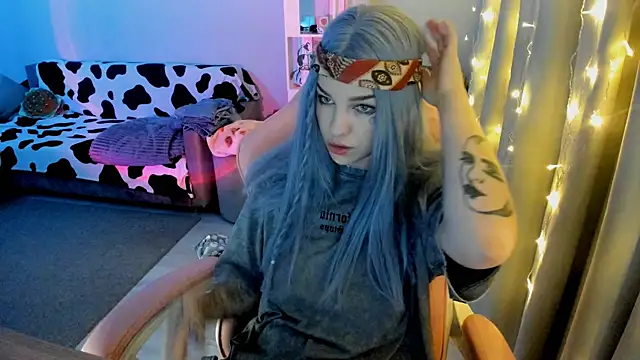 Ledy WWWII online show from January 2025 05:08:01 PM