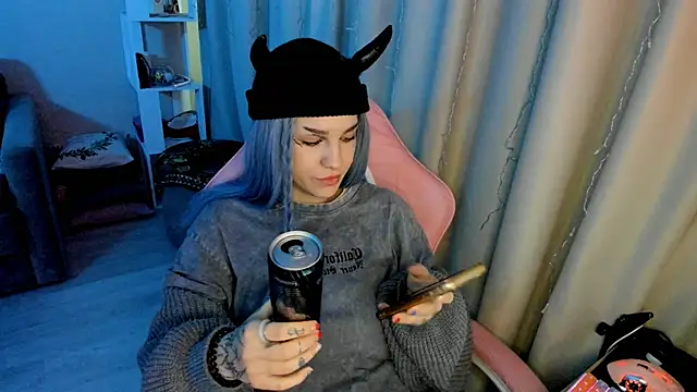 Ledy WWWII online show from January 2025 01:53:01 PM