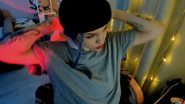 Ledy WWWII online show from January 2025 04:34:02 PM