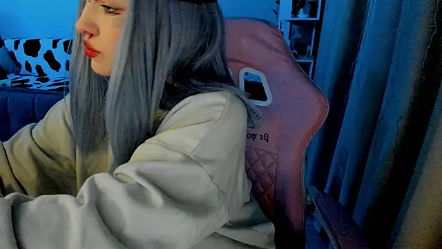 Ledy WWWII online show from February 2025 03:15:02 PM