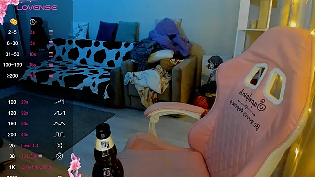 Ledy WWWII online show from February 2025 06:32:02 PM