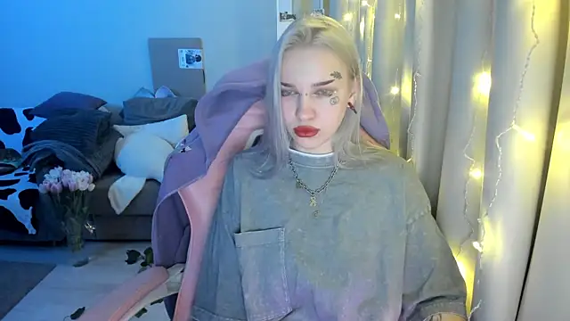 Ledy WWWII online show from March 2025 06:23:01 PM