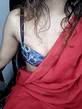 Snapshot of Leeeezzzz_roy chatting on November 2025 07:16:02 PM Leeeezzzz roy online show from November 2025 07:16:02 PM