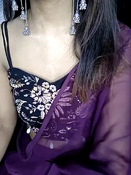 Leeeezzzz roy online show from April 2026 06:50:01 PM