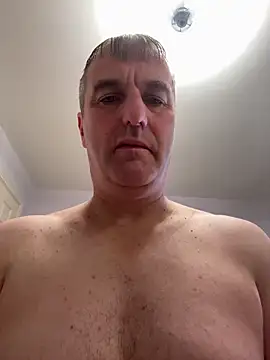 Snapshot of Fatbigtitsmarc chatting on October 2025 09:15:01 AM Fatbigtitsmarc online show from October 2025 09:15:01 AM