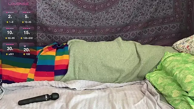 GlitterKitty108 online show from February 2026 02:49:02 PM