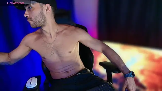 sexyboycolombi4 online show from April 2026 09:02:02 PM