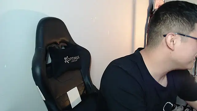 Plug Control online show from February 2026 06:36:02 PM