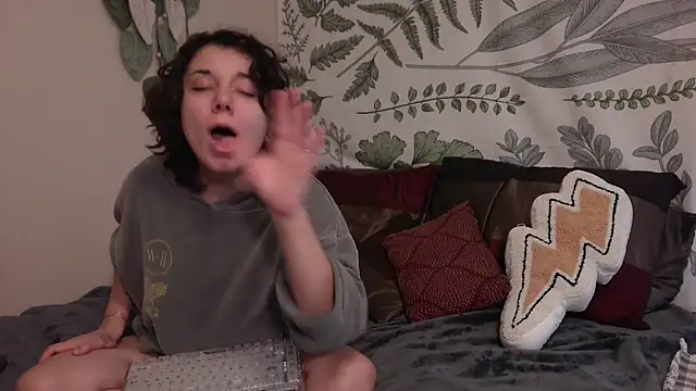 punkpuppy  online show from December 2024 10:13:01 PM