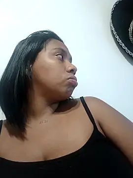 lia mariana online show from March 2026 03:24:01 AM