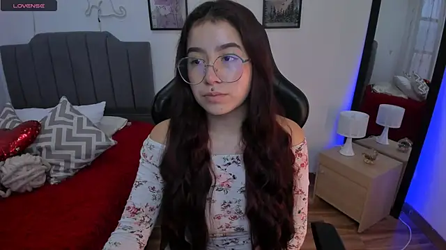 Amy joones online show from February 2026 12:11:01 PM