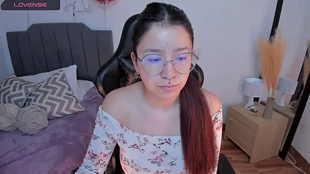 Amy joones online show from April 2026 11:30:02 AM