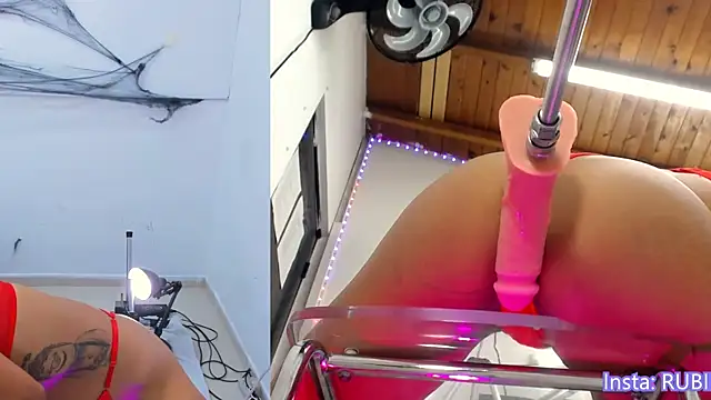 Rubidaniells online show from November 2025 03:23:01 PM