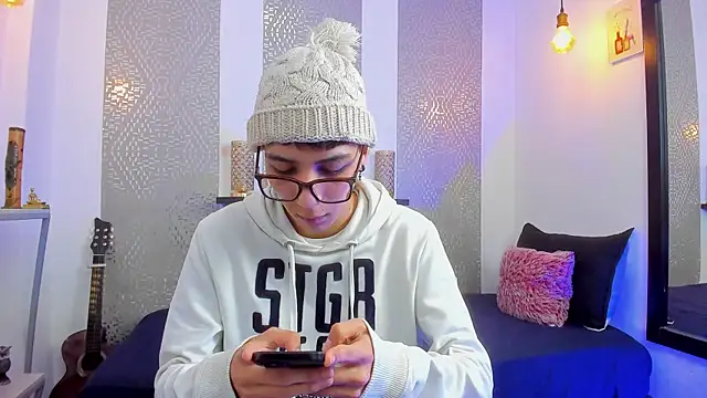 Nikolay Gregori online show from February 2025 04:33:02 AM