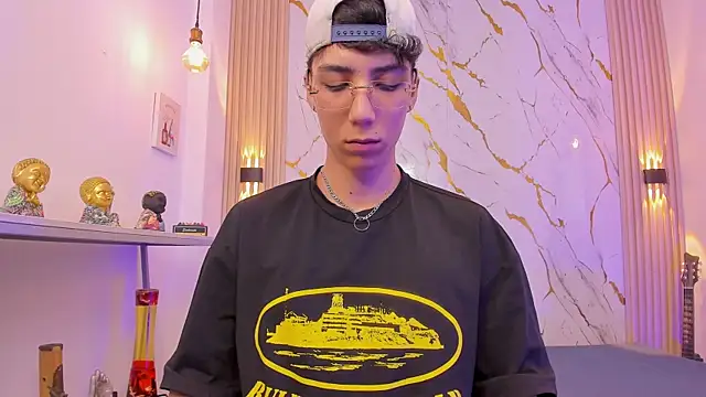 Nikolay Gregori online show from April 2026 04:46:01 AM