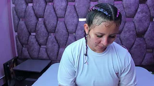 AlaSmith online show from November 2025 02:15:02 AM