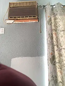 Miguel16i online show from January 2025 09:32:01 PM