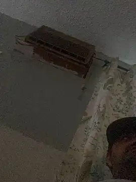 Miguel16i online show from March 2025 02:05:02 AM