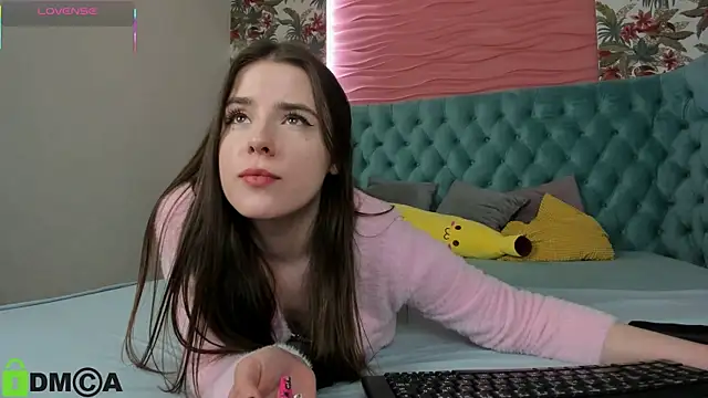 Haley Gars online show from February 2026 03:58:02 AM