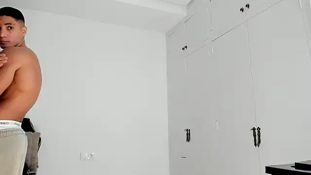 dan01  online show from February 2025 08:28:01 AM