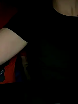 Snapshot of ToAnWTW chatting on November 2025 10:42:02 PM ToAnWTW online show from November 2025 10:42:02 PM