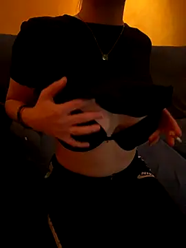 Snapshot of ToAnWTW chatting on November 2025 09:41:02 PM ToAnWTW online show from November 2025 09:41:02 PM