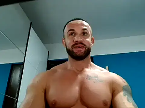 Snapshot of Magnificmuscles89 chatting on January 2025 03:28:02 PM Magnificmuscles89 online show from January 2025 03:28:02 PM