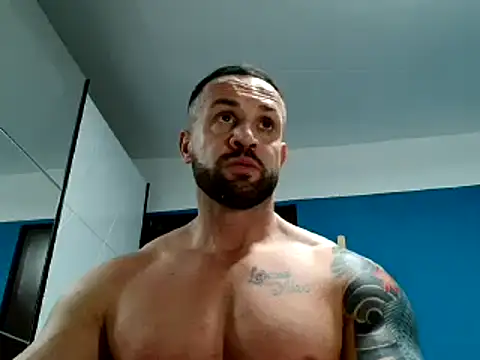 Snapshot of Magnificmuscles89 chatting on February 2025 02:13:01 PM Magnificmuscles89 online show from February 2025 02:13:01 PM