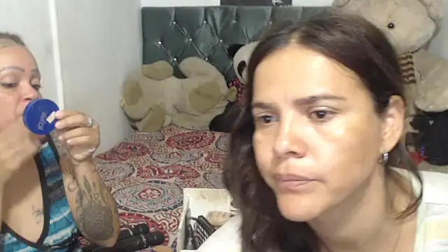 Snapshot of manzanahot9 chatting on February 2025 10:40:01 AM manzanahot9 online show from February 2025 10:40:01 AM