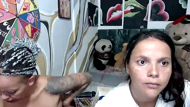 Snapshot of manzanahot9 chatting on October 2025 07:55:01 PM manzanahot9 online show from October 2025 07:55:01 PM