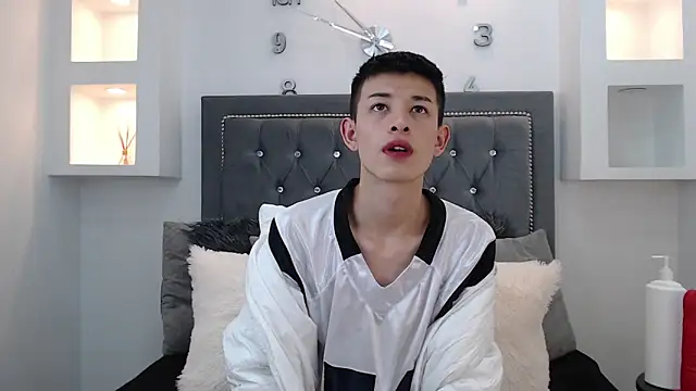 MaikCarver online show from January 2025 04:15:01 AM