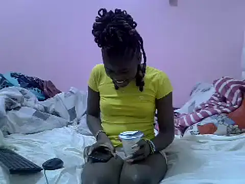 Snapshot of sweet_vine chatting on December 2024 12:49:01 PM sweet vine online show from December 2024 12:49:01 PM