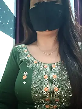 Aishwaryaa 69 online show from February 2025 11:41:02 AM