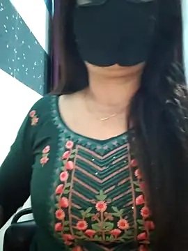 Aishwaryaa 69 online show from March 2025 04:37:02 PM