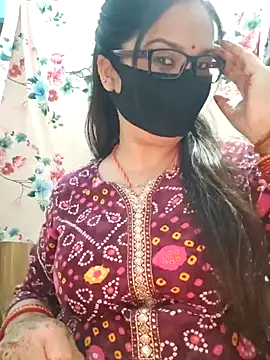 Aishwaryaa 69 online show from October 2025 03:57:02 PM