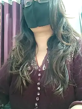 Aishwaryaa 69 online show from May 2026 02:40:01 AM