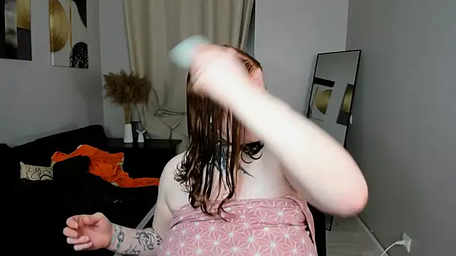 Cassie xKiss online show from April 2026 05:58:02 AM