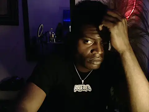 elnigga21 online show from April 2026 08:24:02 PM