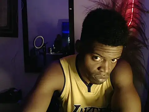 elnigga21 online show from April 2026 11:58:01 AM