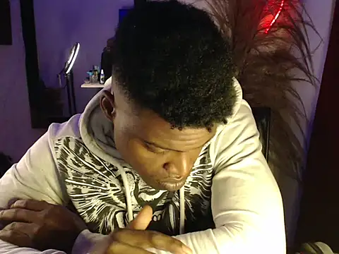 elnigga21 online show from April 2026 08:39:01 AM