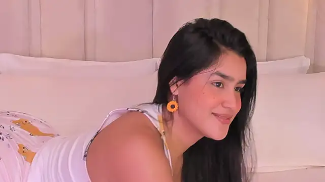 Snapshot of bonniekim_ chatting on February 2025 12:12:01 PM bonniekim online show from February 2025 12:12:01 PM