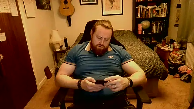 Hairy Guy30 online show from October 2025 08:51:01 PM