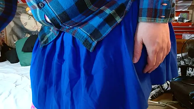 Snapshot of cosmicjones chatting on October 2025 12:39:02 PM cosmicjones online show from October 2025 12:39:02 PM