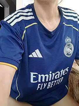 Snapshot of melissa_35_ chatting on November 2025 01:42:02 PM melissa 35 online show from November 2025 01:42:02 PM