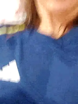 Snapshot of melissa_35_ chatting on November 2025 06:17:01 PM melissa 35 online show from November 2025 06:17:01 PM